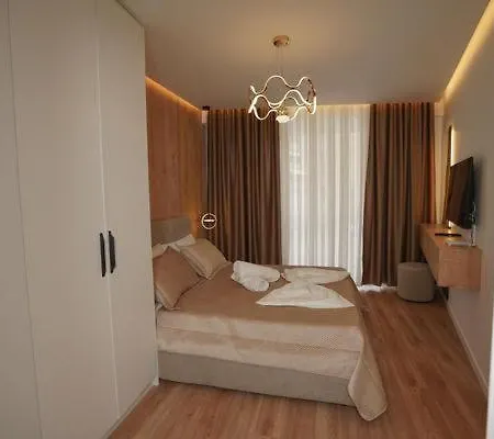 Golden Space 1 *
